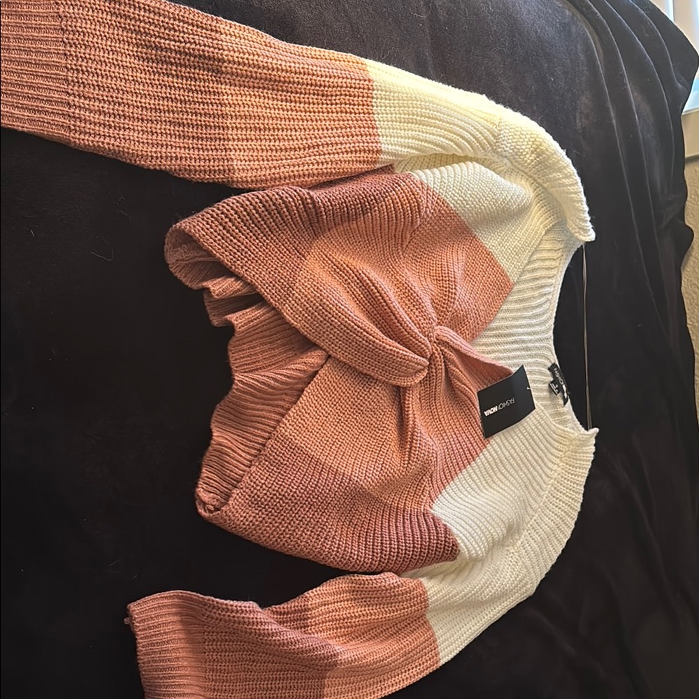 Colorblock Sweater in Pink and Cream